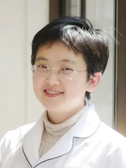 Zi Chao Zhang